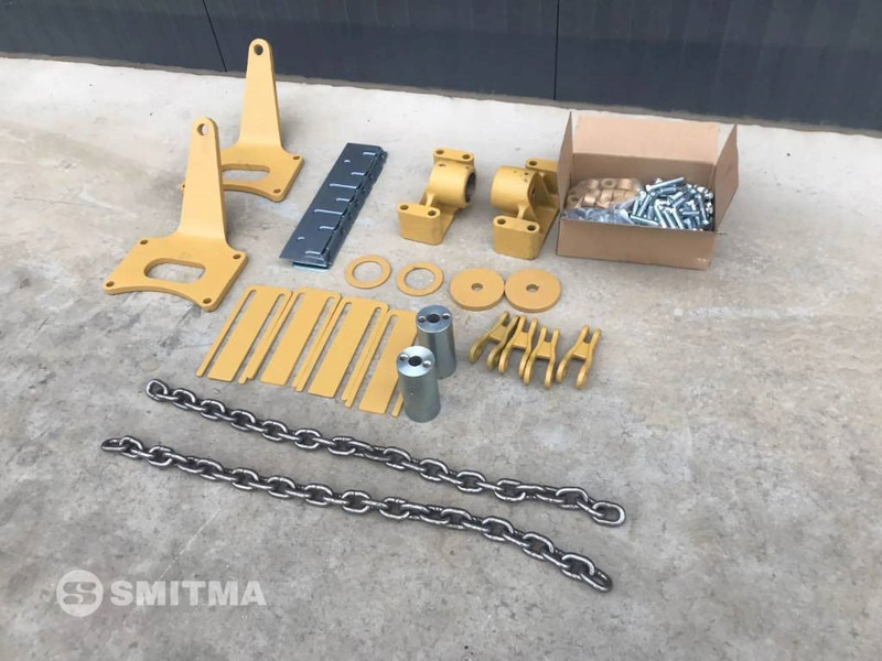 Cat 730C2 - Заден лифт за утовар за Градежна машина: слика 4 Cat 730C2 - Заден лифт за утовар за Градежна машина: слика 4