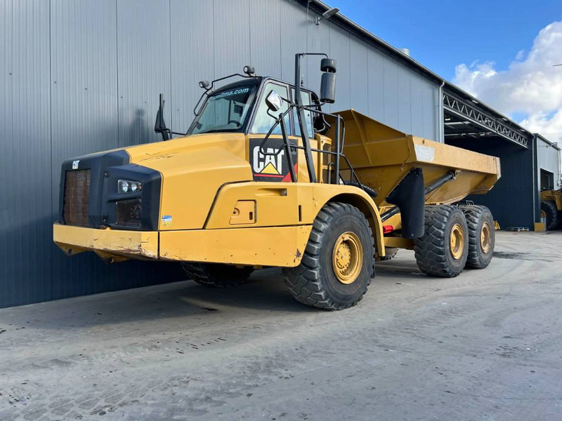Cat 735 | 735B - Зглобен истоварувач: слика 1 Cat 735 | 735B - Зглобен истоварувач: слика 1