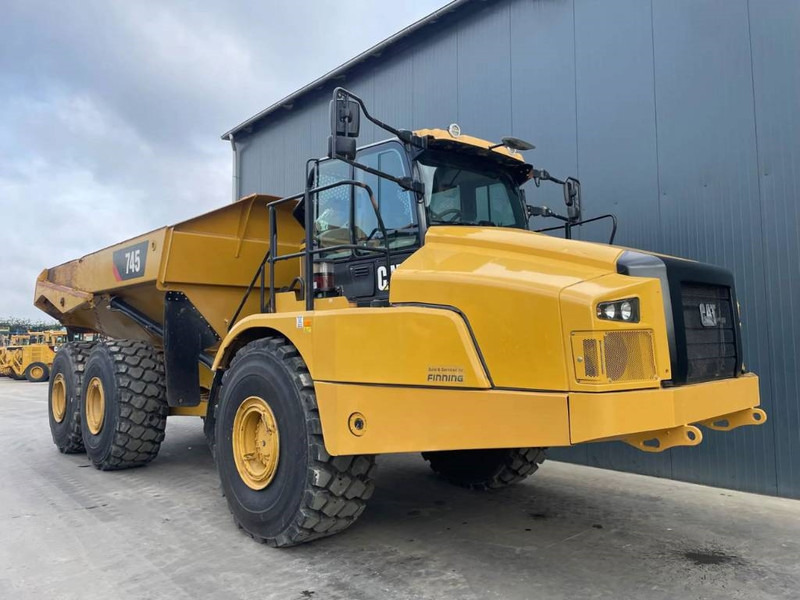 Зглобен истоварувач Cat 745 04A - New Tires: слика 10
