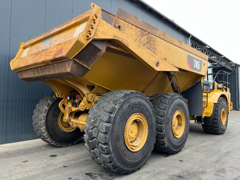 Cat 745 - Зглобен истоварувач: слика 3 Cat 745 - Зглобен истоварувач: слика 3
