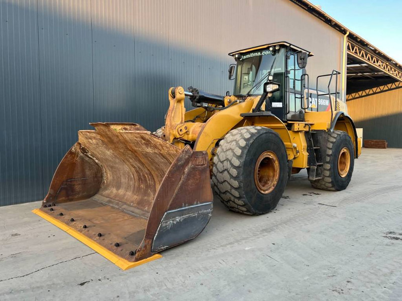 Cat 966M - Натоварувач на тркала: слика 1 Cat 966M - Натоварувач на тркала: слика 1