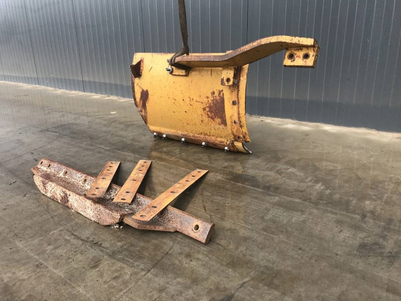 Cat Blade Extension 12H / 12K / 140H / 140K - Сечило за Градежна машина: слика 2 Cat Blade Extension 12H / 12K / 140H / 140K - Сечило за Градежна машина: слика 2