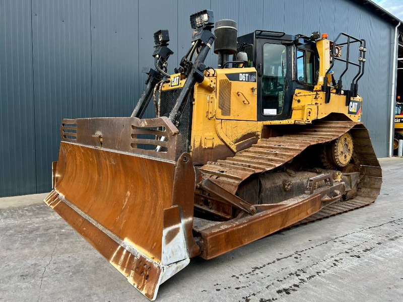 Cat D6T LGP - Булдожер: слика 1 Cat D6T LGP - Булдожер: слика 1