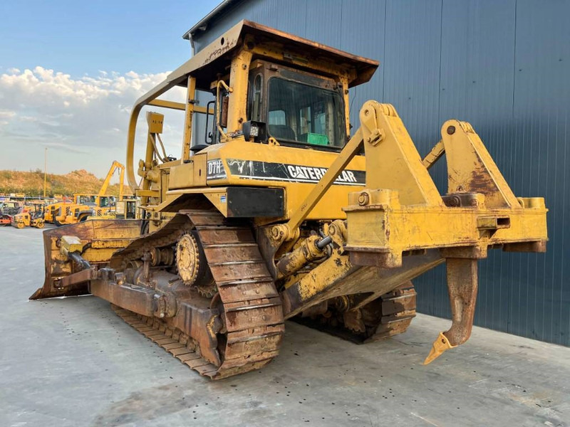 Cat D7H - Булдожер: слика 2 Cat D7H - Булдожер: слика 2