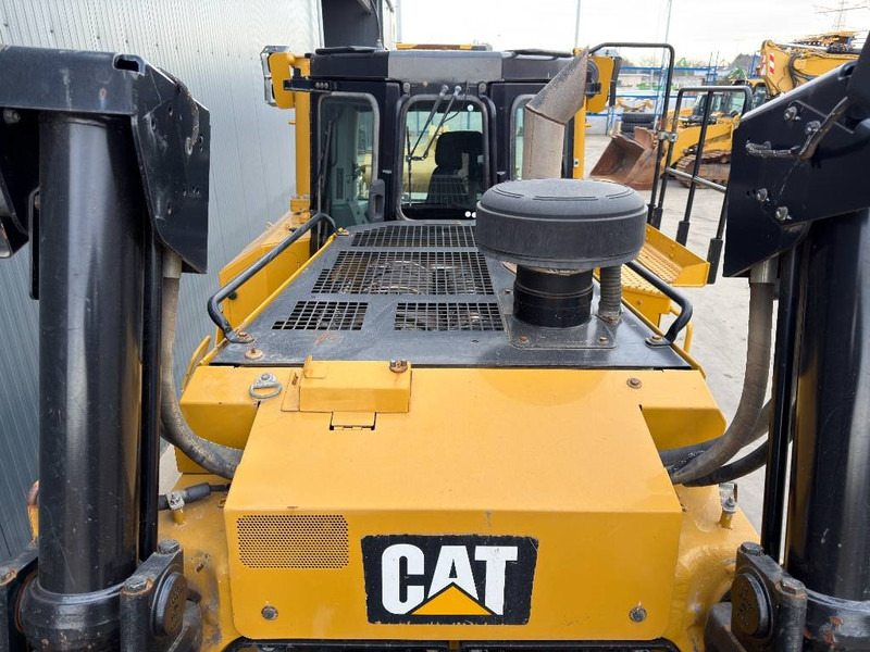 Булдожер Cat D8T - CE: слика 19