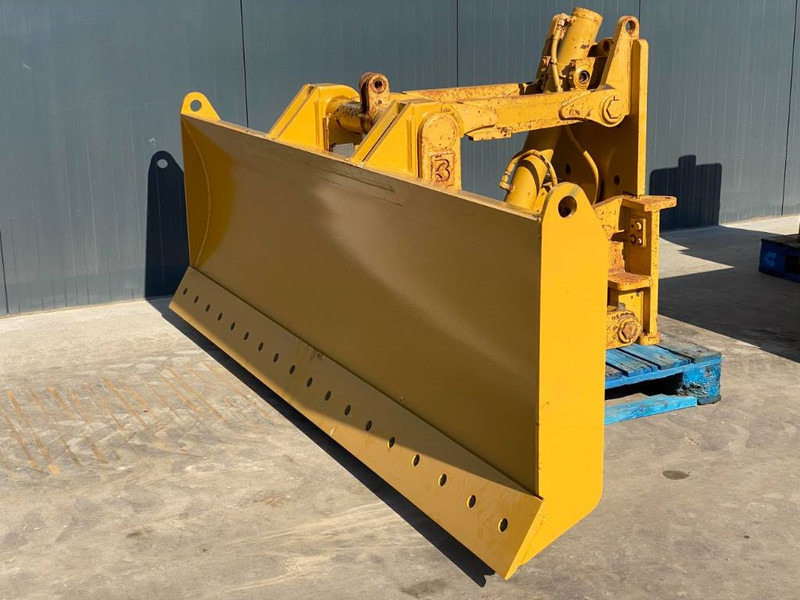 Cat Front Blade + Lift 12H / 120M / 120H / 140G / 140H - Сечило за Градежна машина: слика 2 Cat Front Blade + Lift 12H / 120M / 120H / 140G / 140H - Сечило за Градежна машина: слика 2