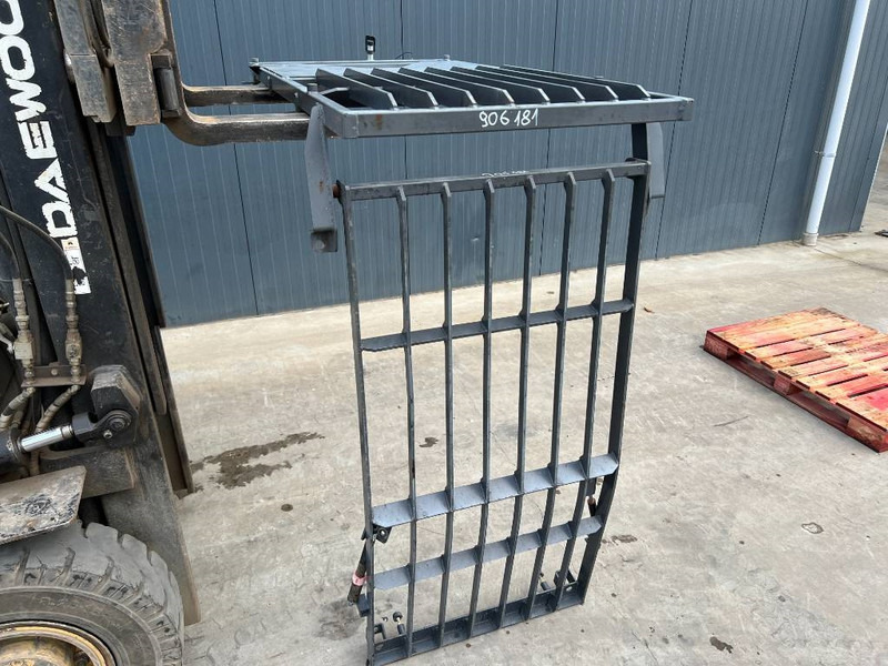 Doosan DX180 / DX225 - Кабина и ентериер за Градежна машина: слика 2 Doosan DX180 / DX225 - Кабина и ентериер за Градежна машина: слика 2