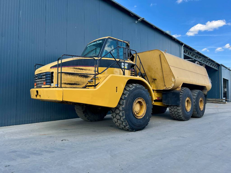 Cat 740 Water Truck - Градежна машина: слика 1 Cat 740 Water Truck - Градежна машина: слика 1