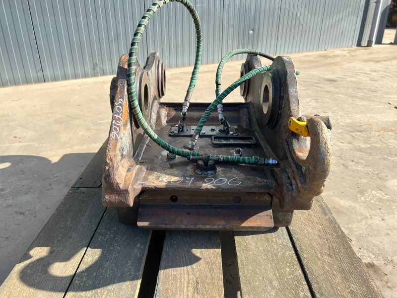 KLEPP MEK KM70 - DX210 - Брза спојка за Градежна машина: слика 2 KLEPP MEK KM70 - DX210 - Брза спојка за Градежна машина: слика 2