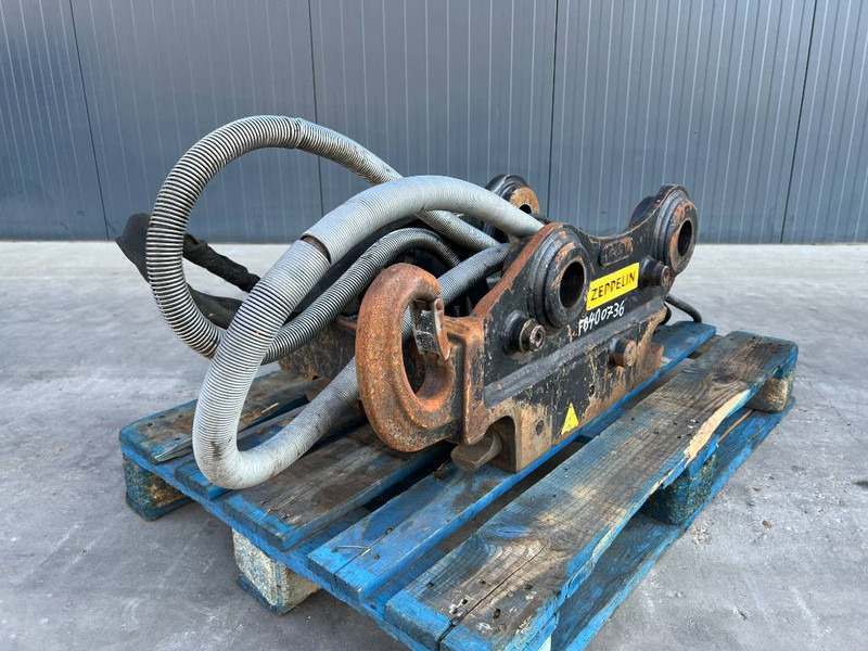 OilQuick OQ65 - M314F / M316F / M318F - Брза спојка за Градежна машина: слика 1 OilQuick OQ65 - M314F / M316F / M318F - Брза спојка за Градежна машина: слика 1