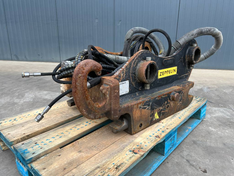 OilQuick OQ70/55 - 323F - Брза спојка за Градежна машина: слика 1 OilQuick OQ70/55 - 323F - Брза спојка за Градежна машина: слика 1