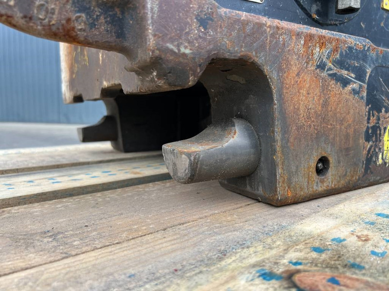 Брза спојка за Градежна машина OilQuick OQ70/55 - 323F: слика 11