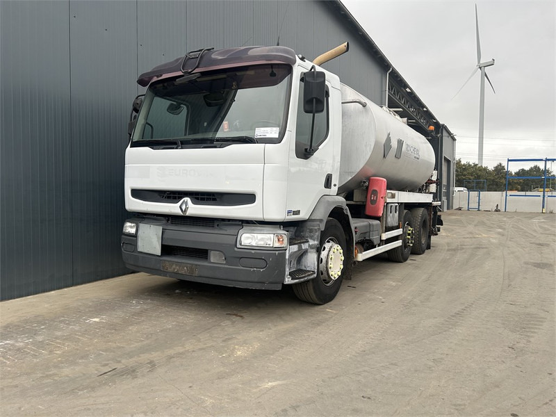 Renault Rincheval - 12.000 Liter - Прскалка за битуменска емулзија: слика 1 Renault Rincheval - 12.000 Liter - Прскалка за битуменска емулзија: слика 1