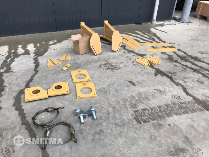 Volvo A25F - Заден лифт за утовар за Градежна машина: слика 4 Volvo A25F - Заден лифт за утовар за Градежна машина: слика 4