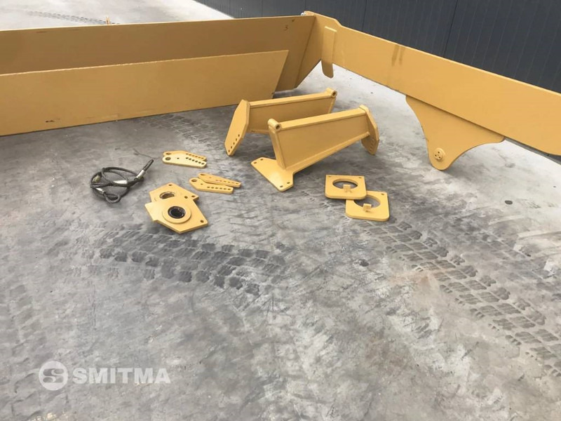 Volvo A30F - Заден лифт за утовар за Градежна машина: слика 5 Volvo A30F - Заден лифт за утовар за Градежна машина: слика 5