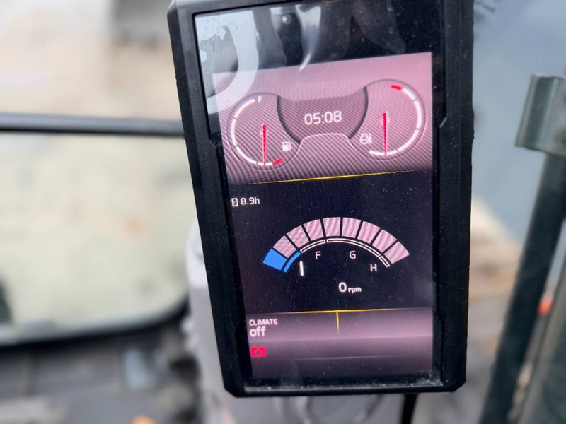 Volvo EC210 - Багер гасеничар: слика 2 Volvo EC210 - Багер гасеничар: слика 2