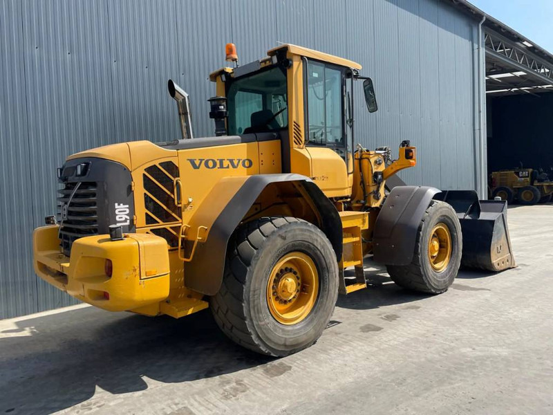 Volvo L90F - 3rd valve - Натоварувач на тркала: слика 4 Volvo L90F - 3rd valve - Натоварувач на тркала: слика 4