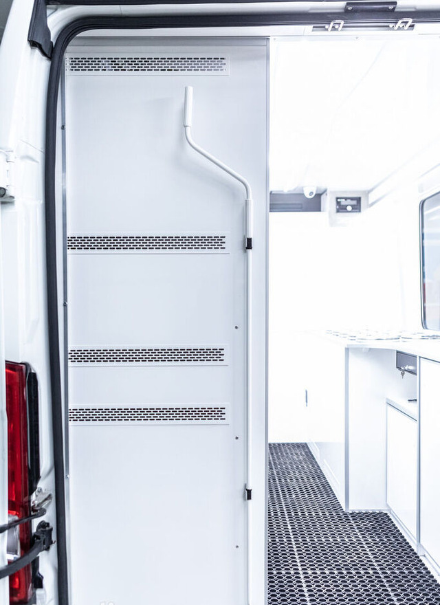 Нов Камион за продажба на добра Bannert ICE Truck / Witryna Lodowa / Lody / Ice Cream: слика 11