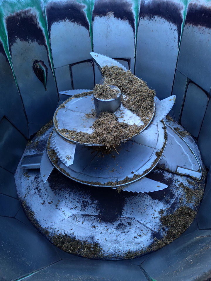 Auto-Agro T-011 - Вагон за мешање сточна храна: слика 5 Auto-Agro T-011 - Вагон за мешање сточна храна: слика 5