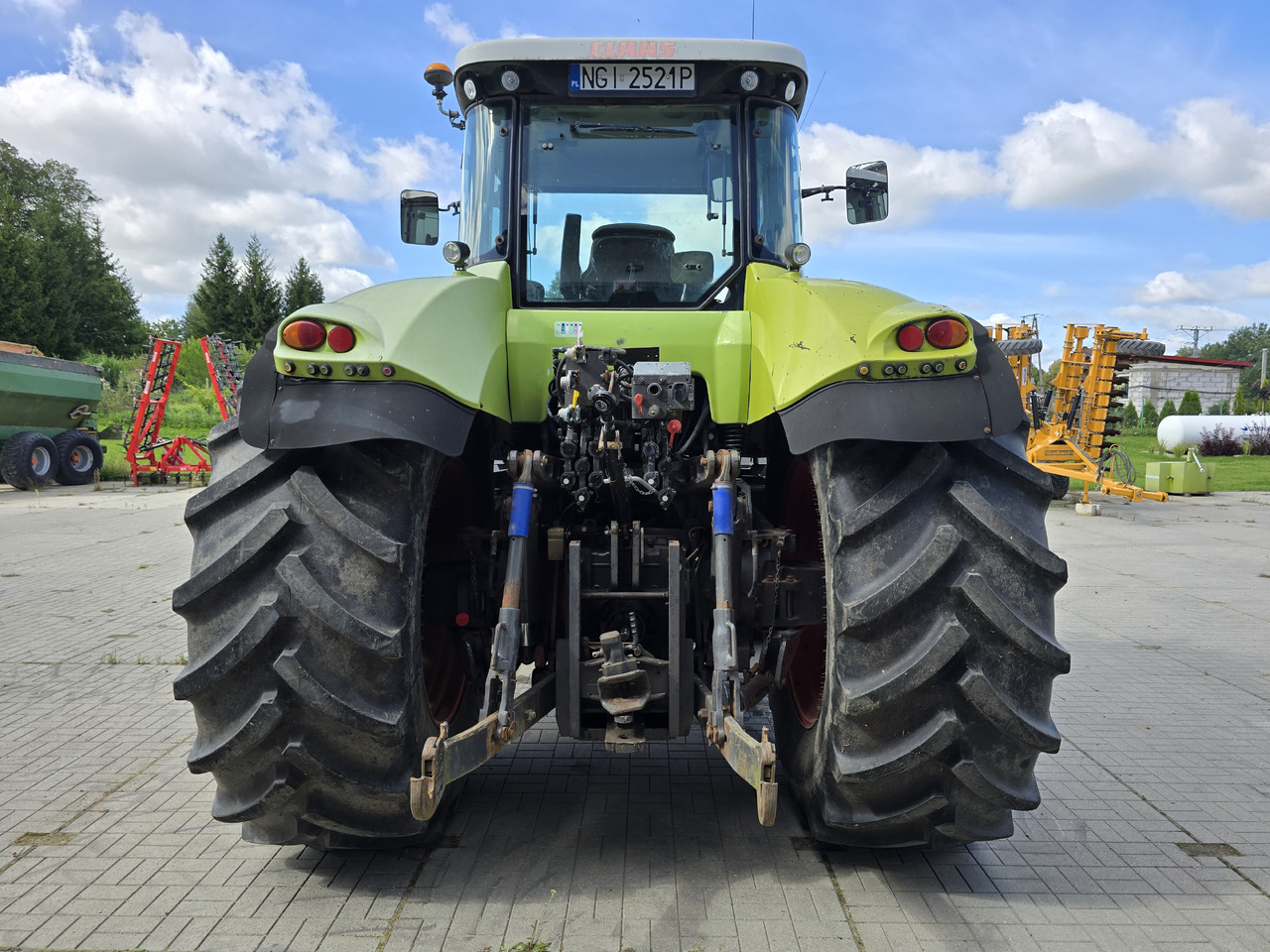 CLAAS AXION 850 - Трактор: слика 5 CLAAS AXION 850 - Трактор: слика 5