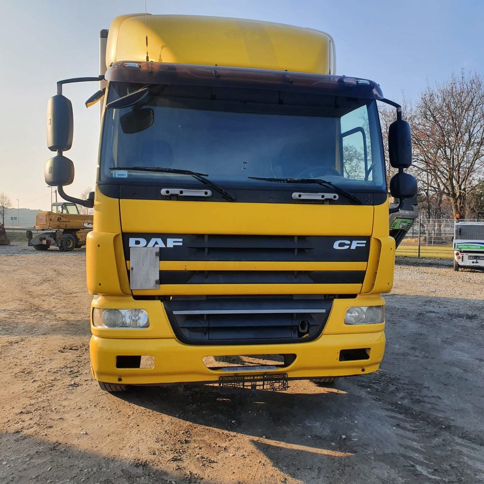 DAF CF 65.220 - Камион сандучар: слика 3 DAF CF 65.220 - Камион сандучар: слика 3