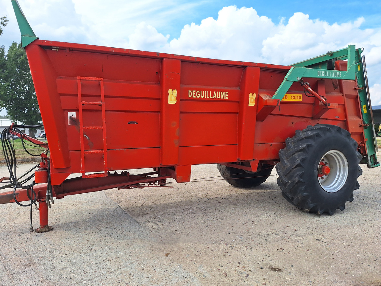 DEGUILLAUME HVD1310 - Распрскувач на арско ѓубриво: слика 1 DEGUILLAUME HVD1310 - Распрскувач на арско ѓубриво: слика 1
