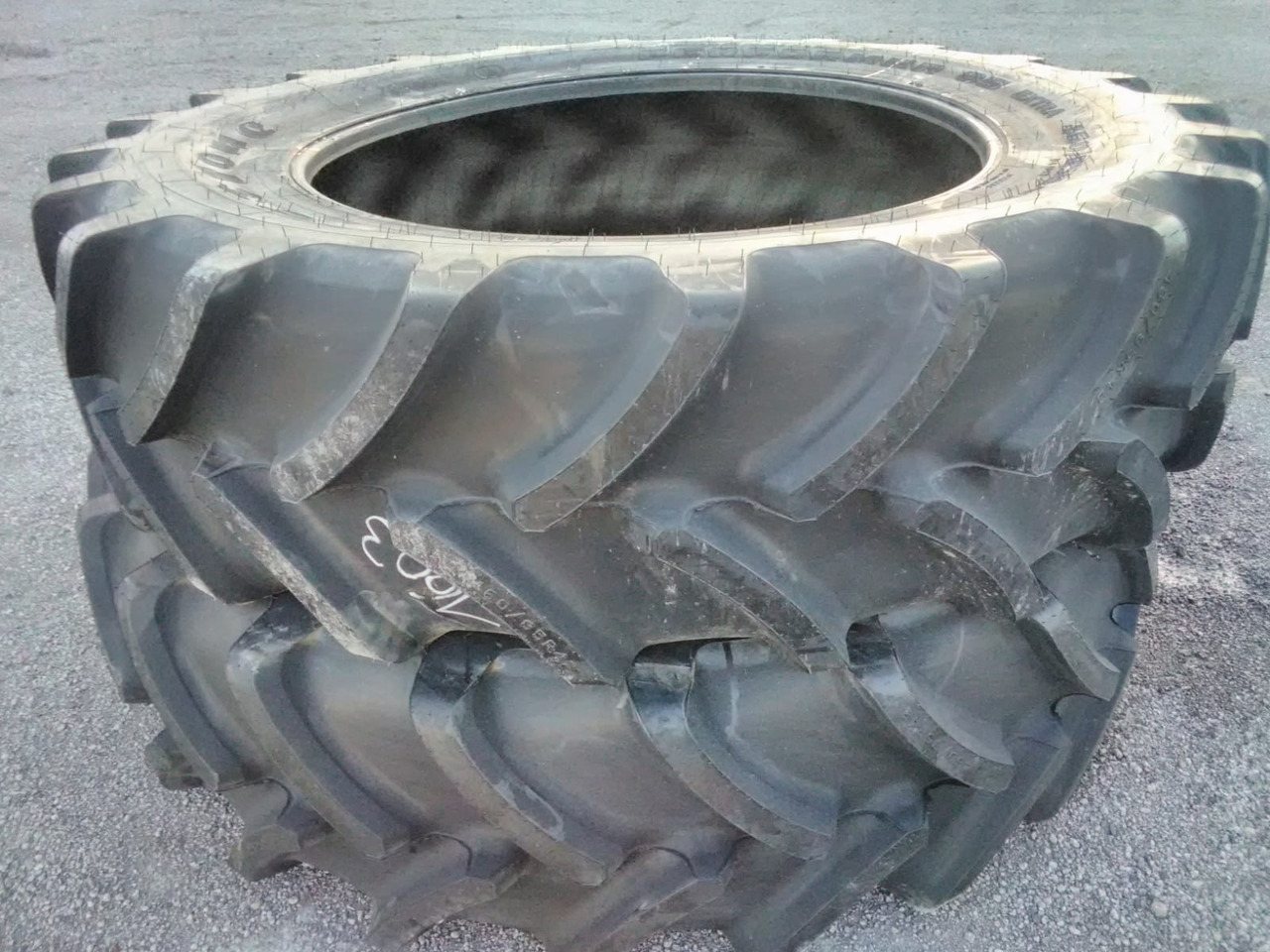 FIRESTONE 460/85 R42 (18.4 R42) - Комплетно тркало за Земјоделска машина: слика 3 FIRESTONE 460/85 R42 (18.4 R42) - Комплетно тркало за Земјоделска машина: слика 3