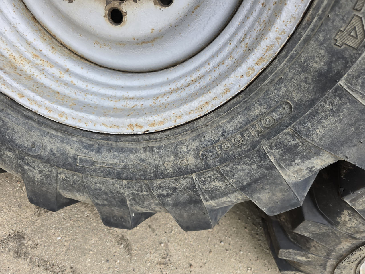 FORERUNNER 17.5 - 24 - Комплетно тркало за Земјоделска машина: слика 3 FORERUNNER 17.5 - 24 - Комплетно тркало за Земјоделска машина: слика 3