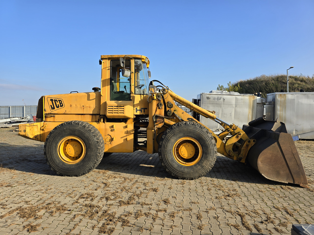 JCB 436 B - Натоварувач на тркала: слика 2 JCB 436 B - Натоварувач на тркала: слика 2