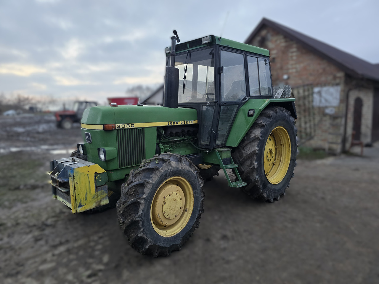 JOHN DEERE 3030E - Трактор: слика 3 JOHN DEERE 3030E - Трактор: слика 3