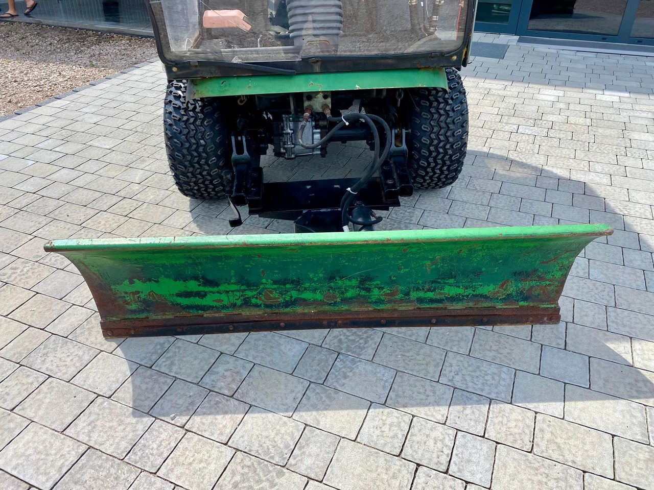 John Deere 1435 4WD Diesel - Општински трактор: слика 3 John Deere 1435 4WD Diesel - Општински трактор: слика 3