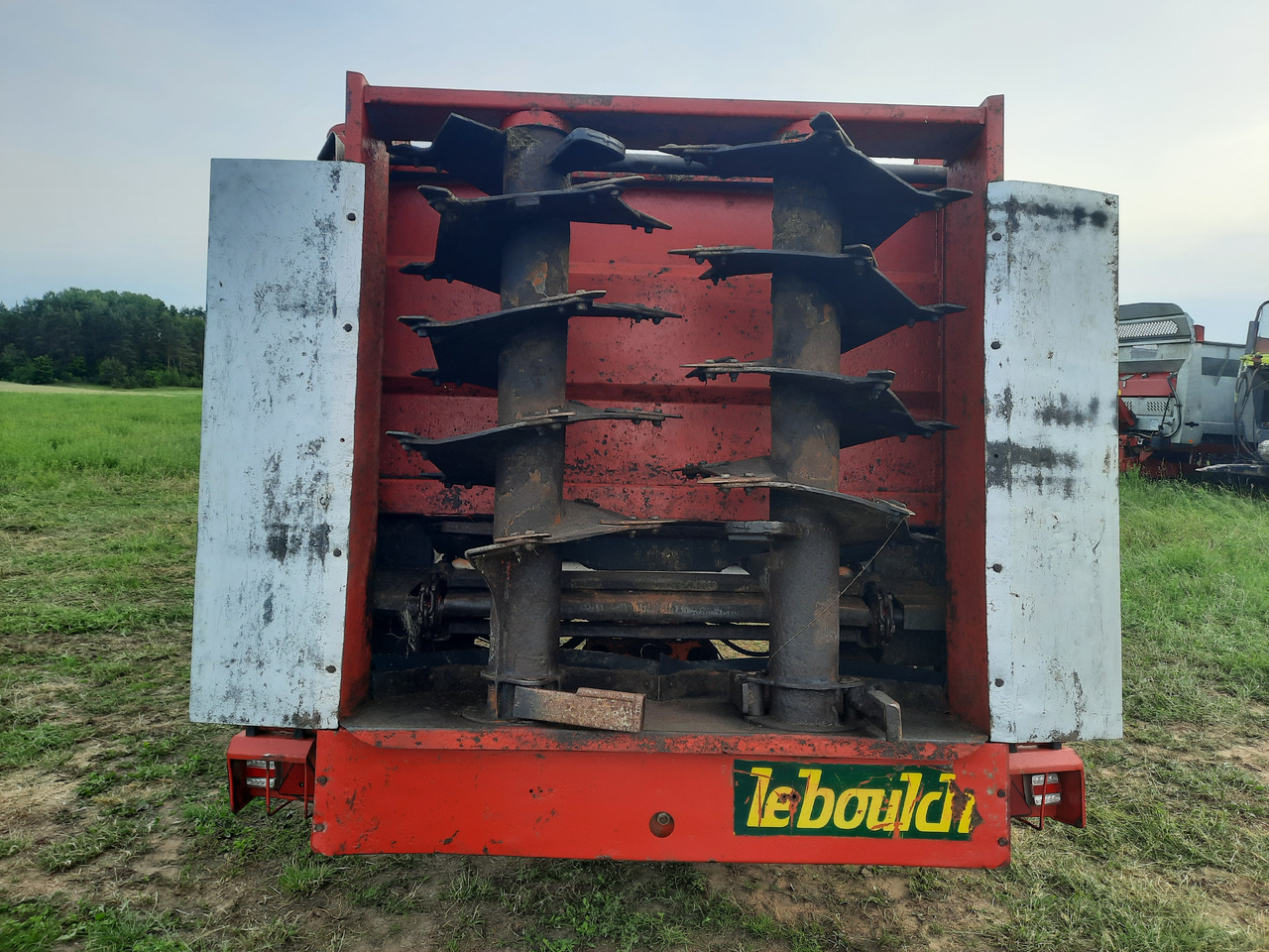 LEBOULCH MAXI HV210 - Распрскувач на арско ѓубриво: слика 5 LEBOULCH MAXI HV210 - Распрскувач на арско ѓубриво: слика 5
