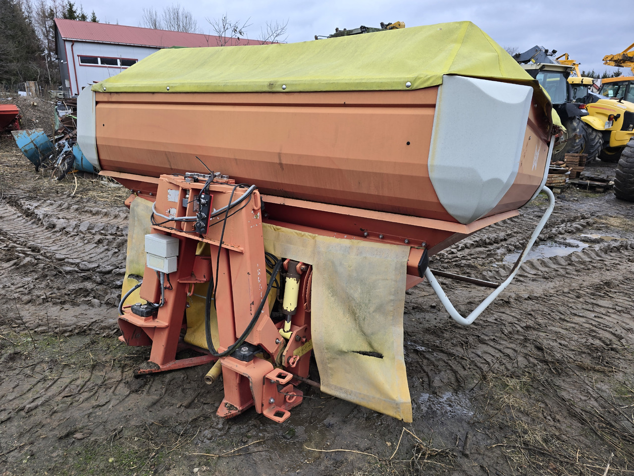 LELY Centerliner SX 2500 - Распрскувач на вештачко ѓубриво: слика 1 LELY Centerliner SX 2500 - Распрскувач на вештачко ѓубриво: слика 1