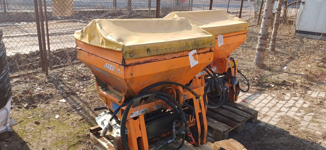 RAUCH AXEO 2.1 - Инјектор за течно ѓубриво: слика 1 RAUCH AXEO 2.1 - Инјектор за течно ѓубриво: слика 1