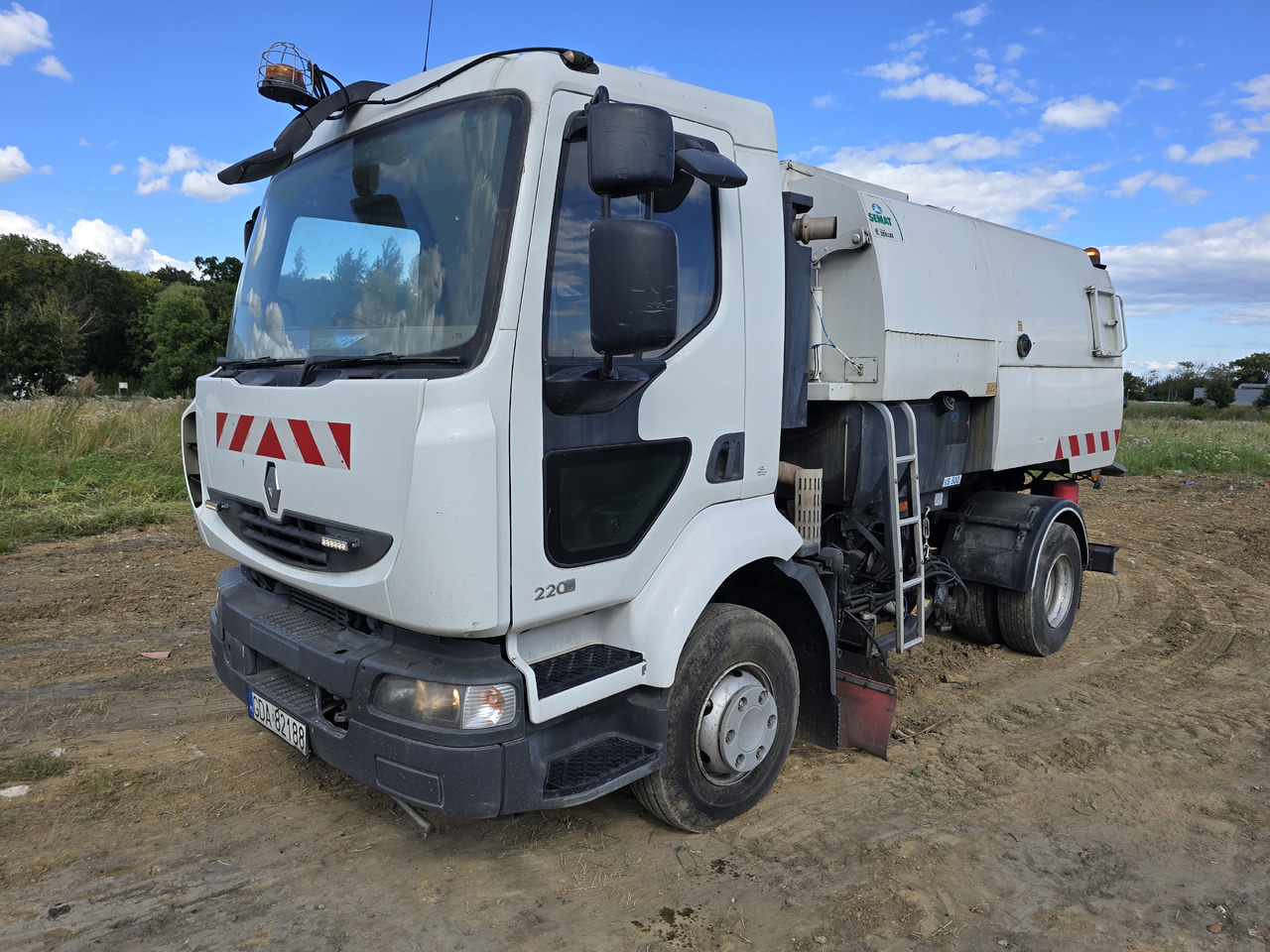 RENAULT Midlum - Возило за метење: слика 2 RENAULT Midlum - Возило за метење: слика 2