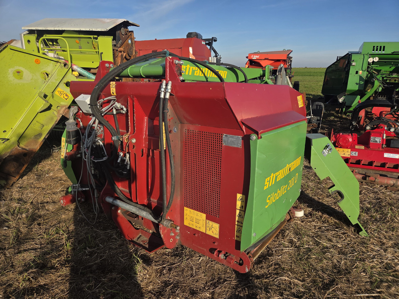 STRAUTMANN Siloblitz 201 D - Комбајн за сточна храна: слика 2 STRAUTMANN Siloblitz 201 D - Комбајн за сточна храна: слика 2