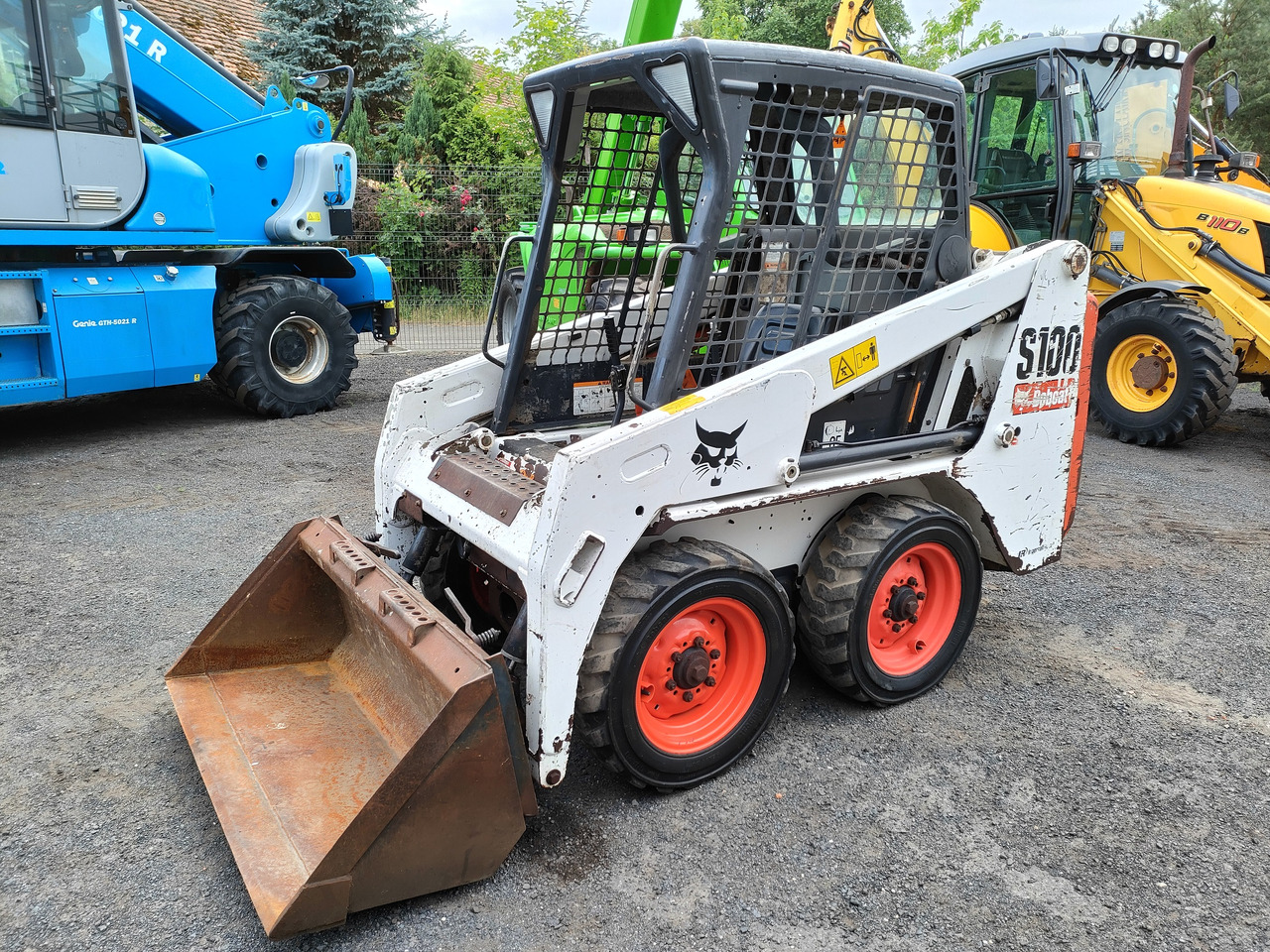 Bob cat s100 - Компактен натоварувач: слика 2 Bob cat s100 - Компактен натоварувач: слика 2