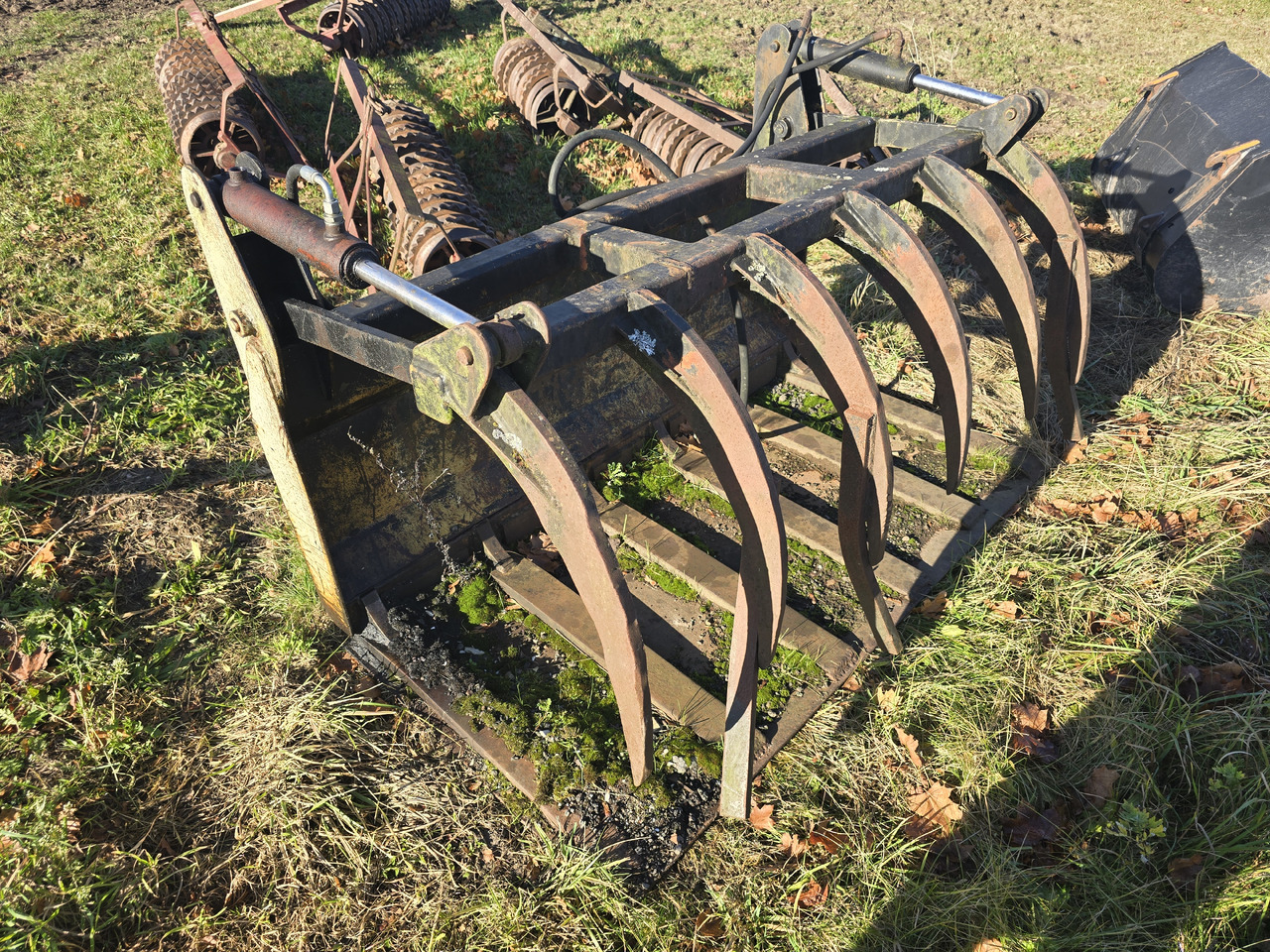 Inna Łyżko krokodyl 180 cm - Опрема за силос: слика 1 Inna Łyżko krokodyl 180 cm - Опрема за силос: слика 1