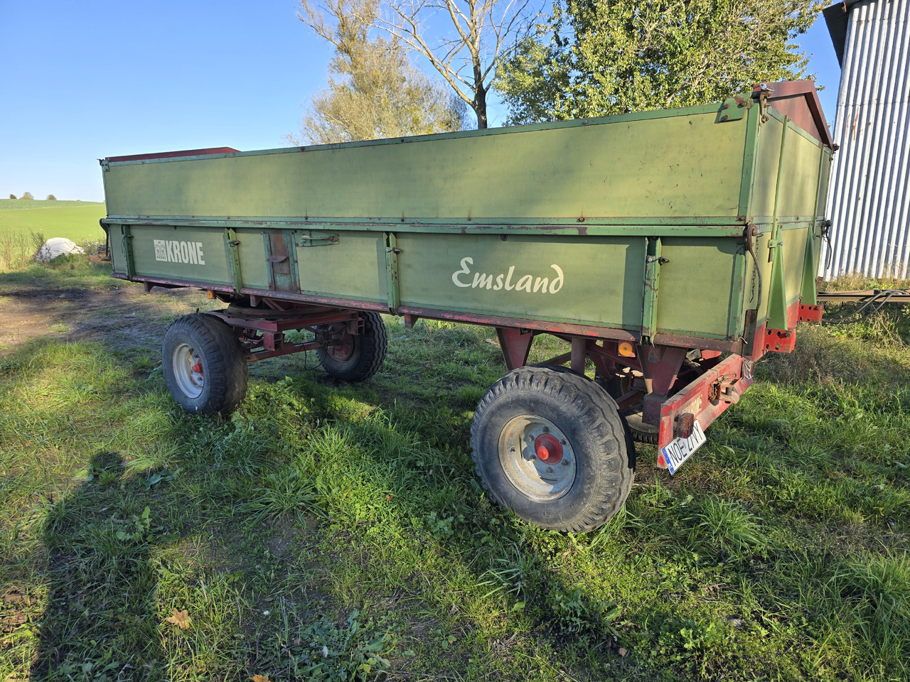 Krone Emsland 90 ZK - Земјоделска приколка за истурање/ Истурач: слика 4 Krone Emsland 90 ZK - Земјоделска приколка за истурање/ Истурач: слика 4