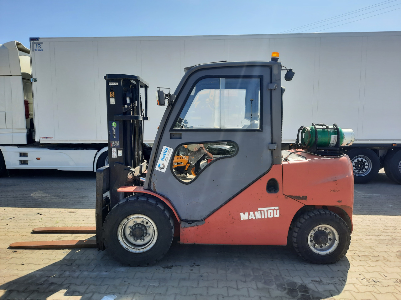 Manitou MI50G - Вилушкар со подигнување: слика 1 Manitou MI50G - Вилушкар со подигнување: слика 1