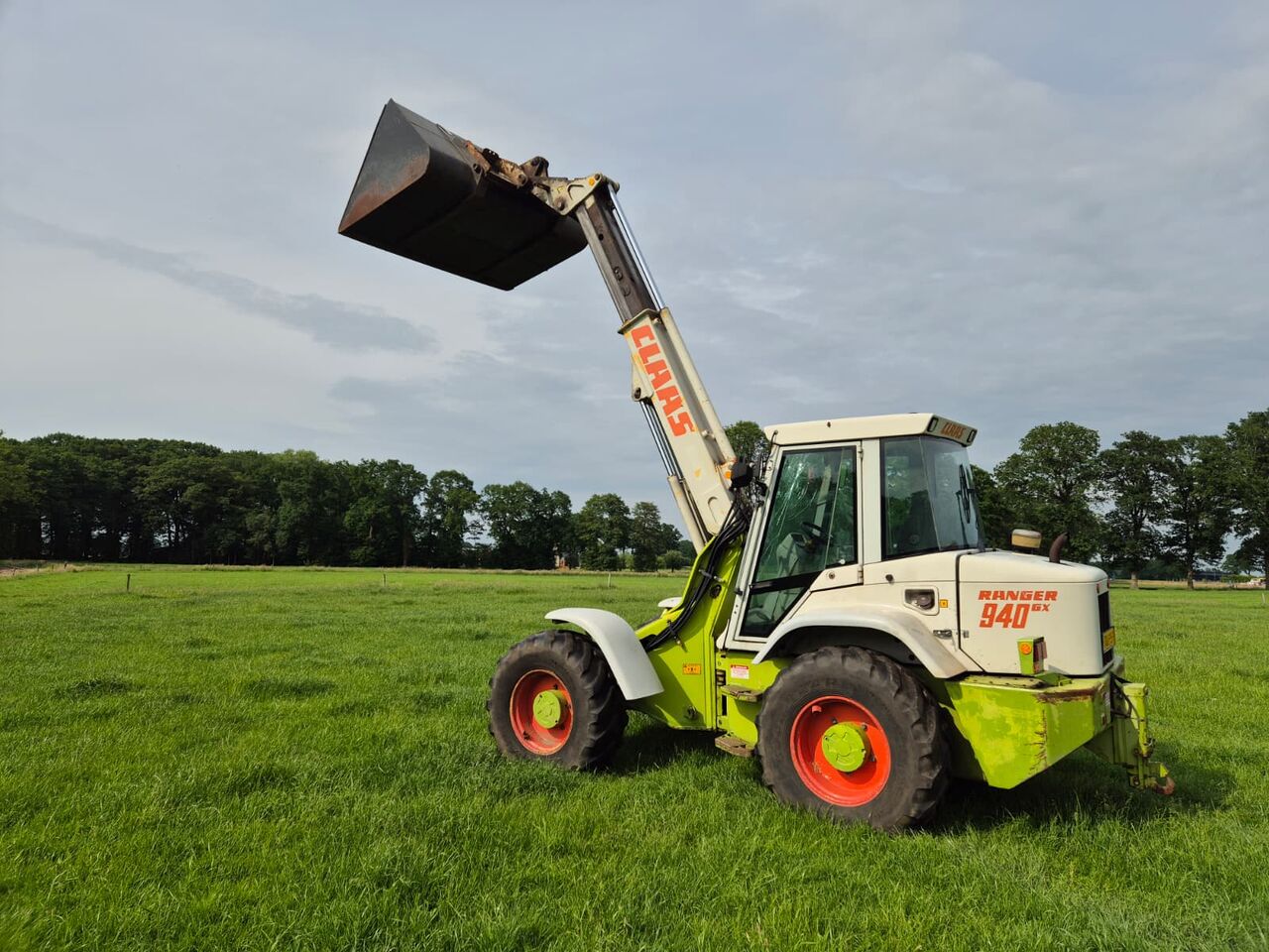 Claas Ranger 940 RX - Натоварувач на тркала: слика 4 Claas Ranger 940 RX - Натоварувач на тркала: слика 4