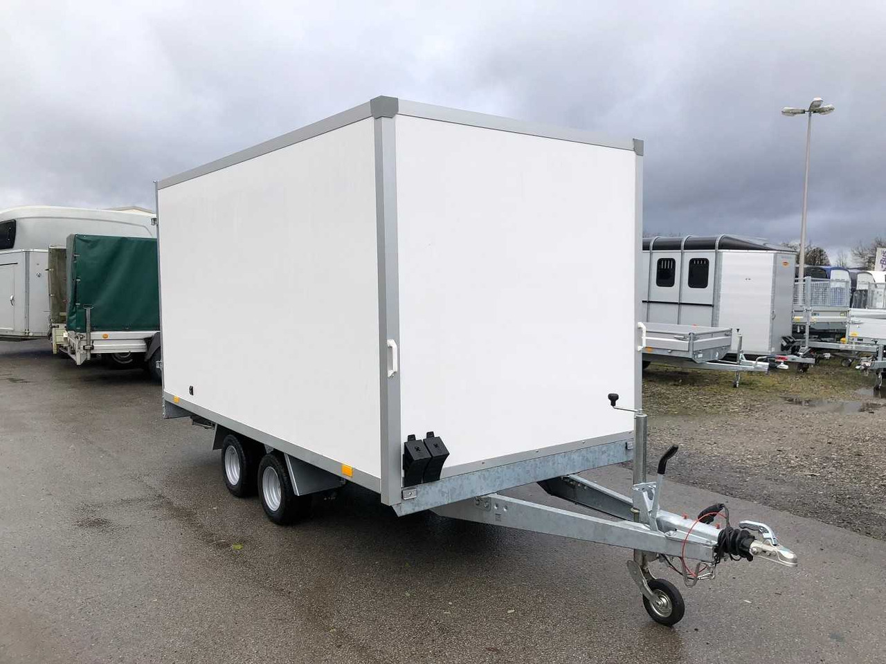 BLYSS FC2736HT Kofferanhänger - Приколка сандучар: слика 3 BLYSS FC2736HT Kofferanhänger - Приколка сандучар: слика 3