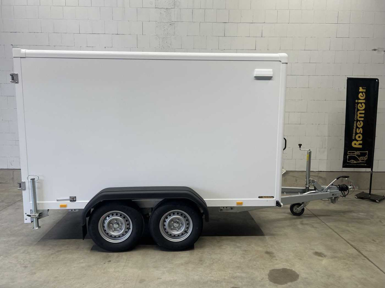 BLYSS FS2030/180HTL Kofferanhänger - Приколка сандучар: слика 2 BLYSS FS2030/180HTL Kofferanhänger - Приколка сандучар: слика 2