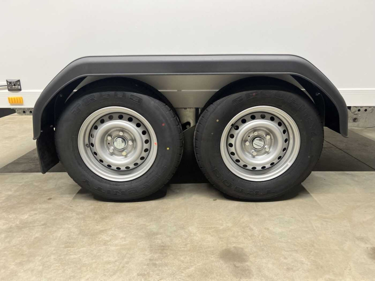 Нов Приколка сандучар BLYSS FS2730/180HTL Kofferanhänger: слика 22