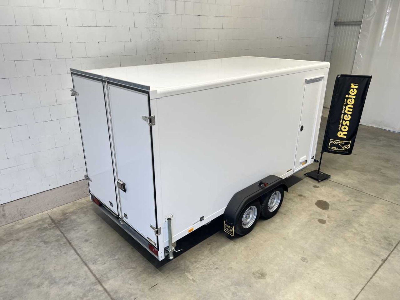 BLYSS FS2740/200HTL Seitentür Kofferanhänger - Приколка сандучар: слика 4 BLYSS FS2740/200HTL Seitentür Kofferanhänger - Приколка сандучар: слика 4