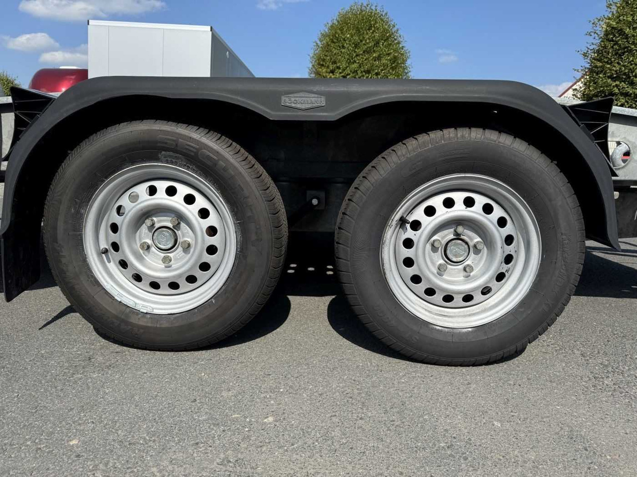 BOECKMANN AT 4019/27 Autotransporter - Автомобил приколка: слика 2 BOECKMANN AT 4019/27 Autotransporter - Автомобил приколка: слика 2