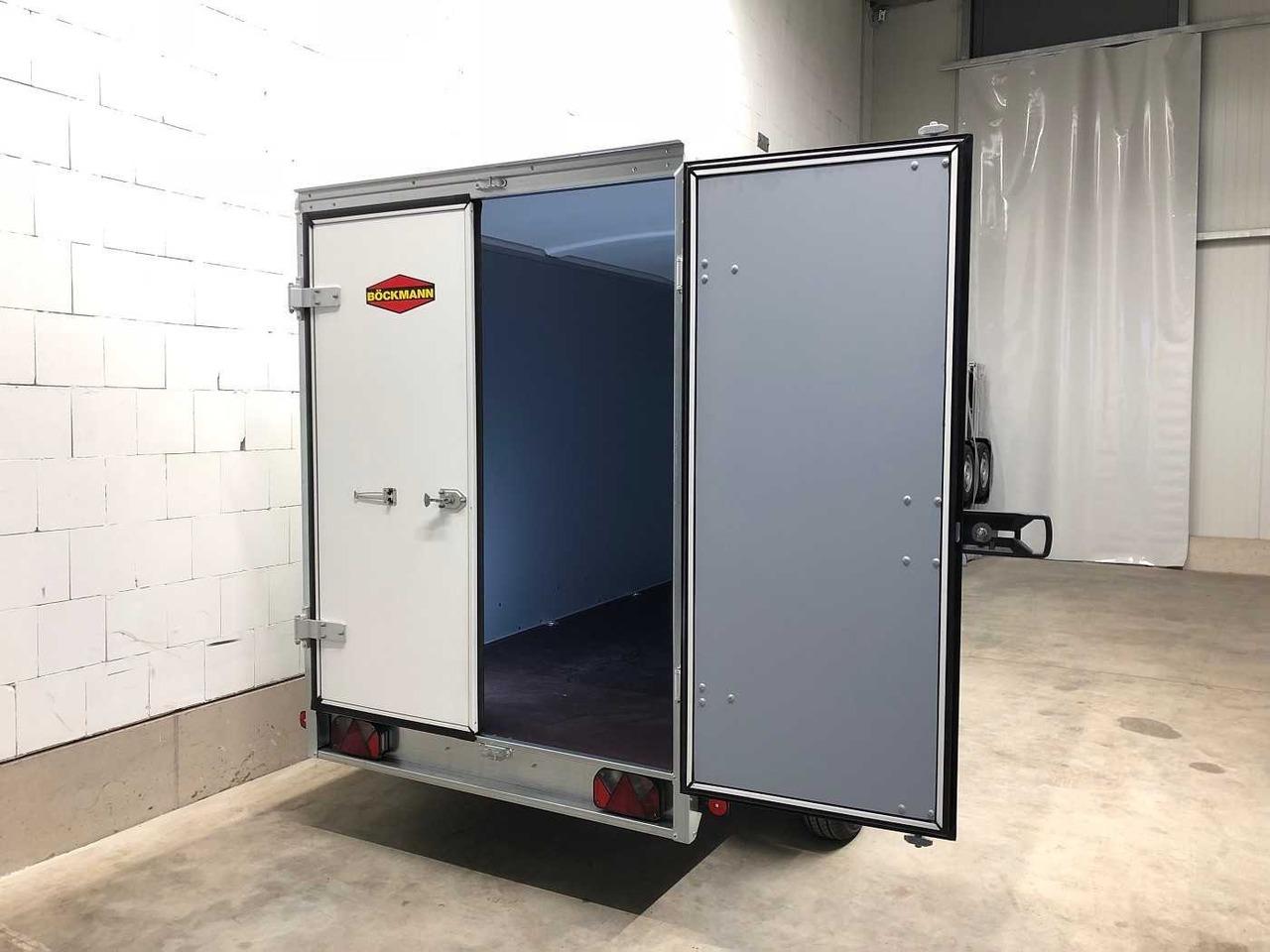BOECKMANN KT 3015/20 M Kofferanhänger - Приколка сандучар: слика 4 BOECKMANN KT 3015/20 M Kofferanhänger - Приколка сандучар: слика 4
