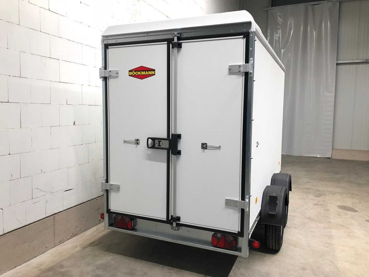 BOECKMANN KT 3015/20 M Kofferanhänger - Приколка сандучар: слика 3 BOECKMANN KT 3015/20 M Kofferanhänger - Приколка сандучар: слика 3