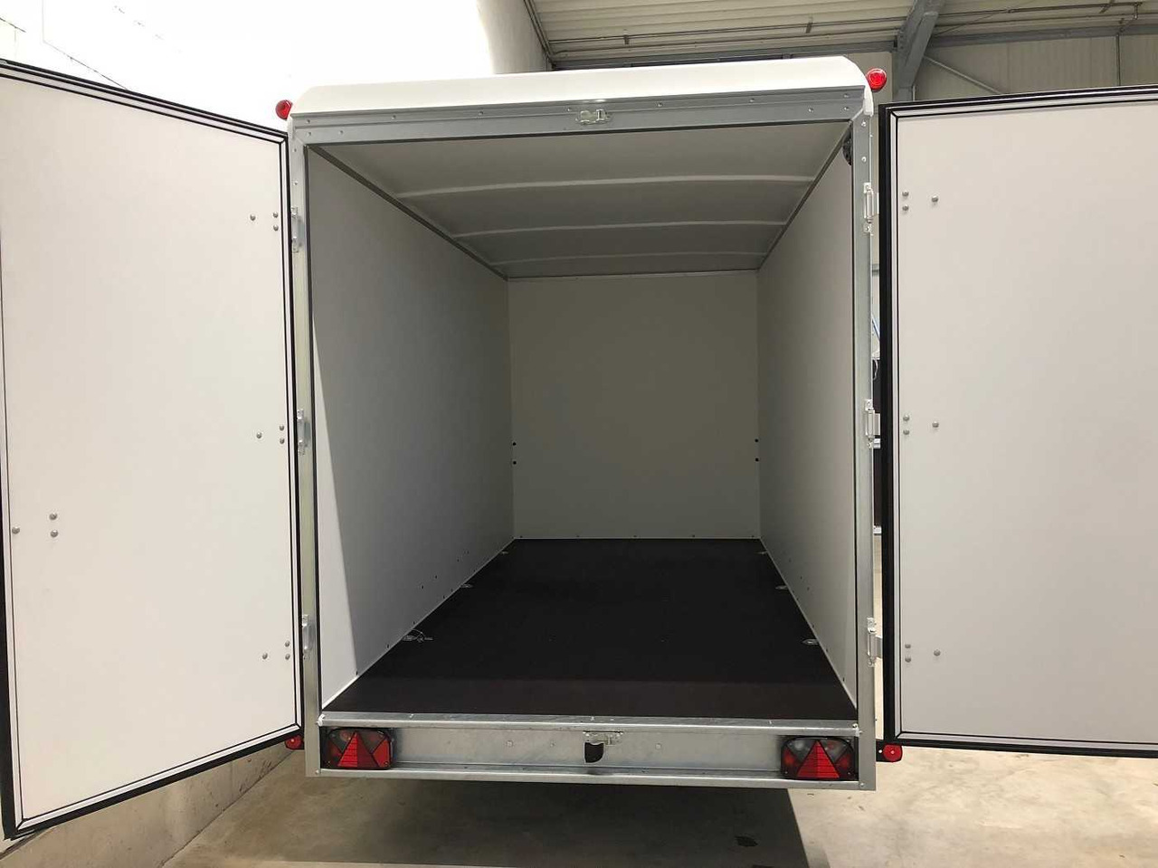 BOECKMANN KT 4018/27 H Kofferanhänger - Приколка сандучар: слика 4 BOECKMANN KT 4018/27 H Kofferanhänger - Приколка сандучар: слика 4
