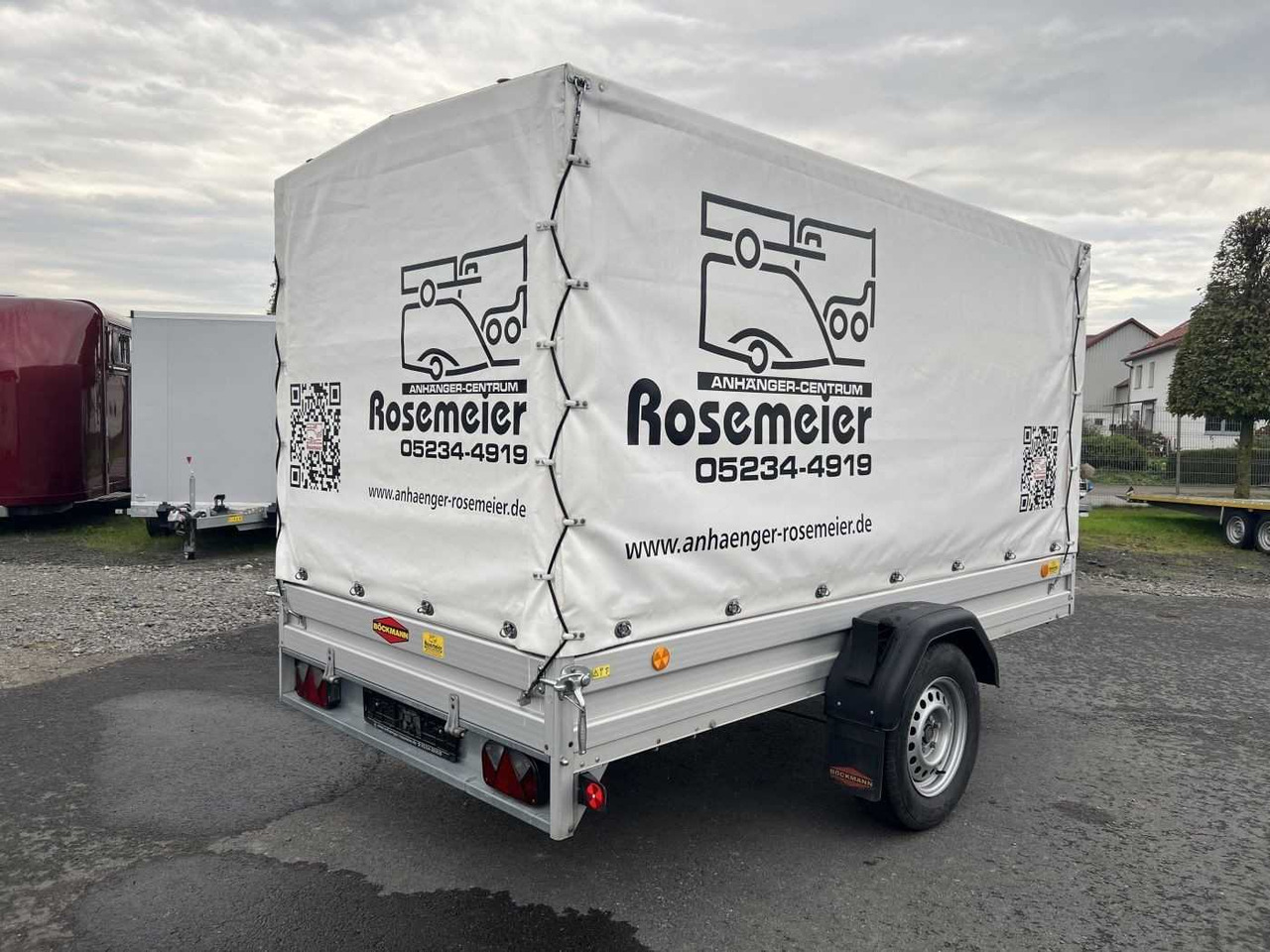 BOECKMANN TL-AL 3015/135 Plane weiß Kastenanhänger gebrems - Автомобил приколка: слика 2 BOECKMANN TL-AL 3015/135 Plane weiß Kastenanhänger gebrems - Автомобил приколка: слика 2